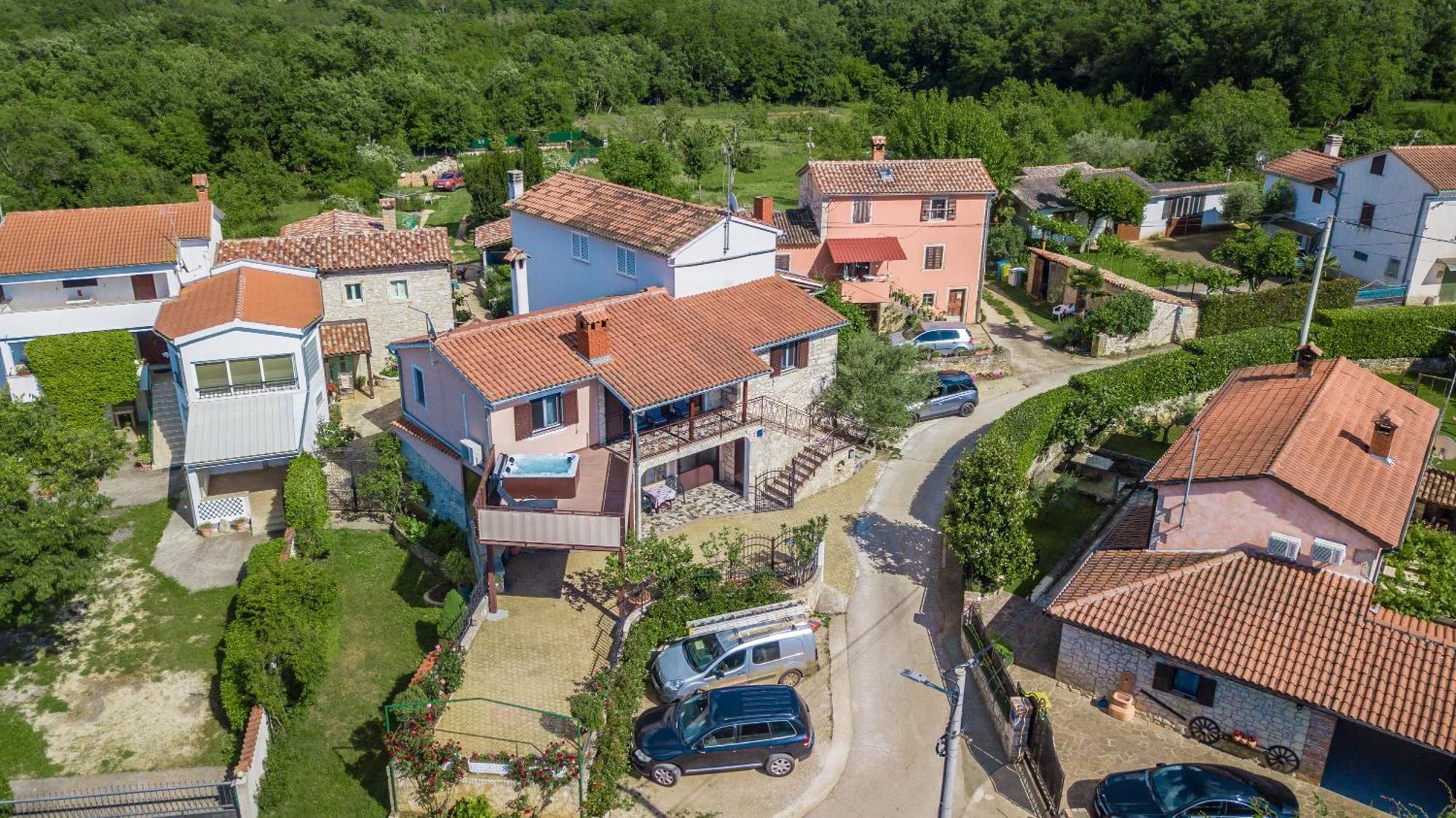 Villa Michelle Karojba Buitenkant foto